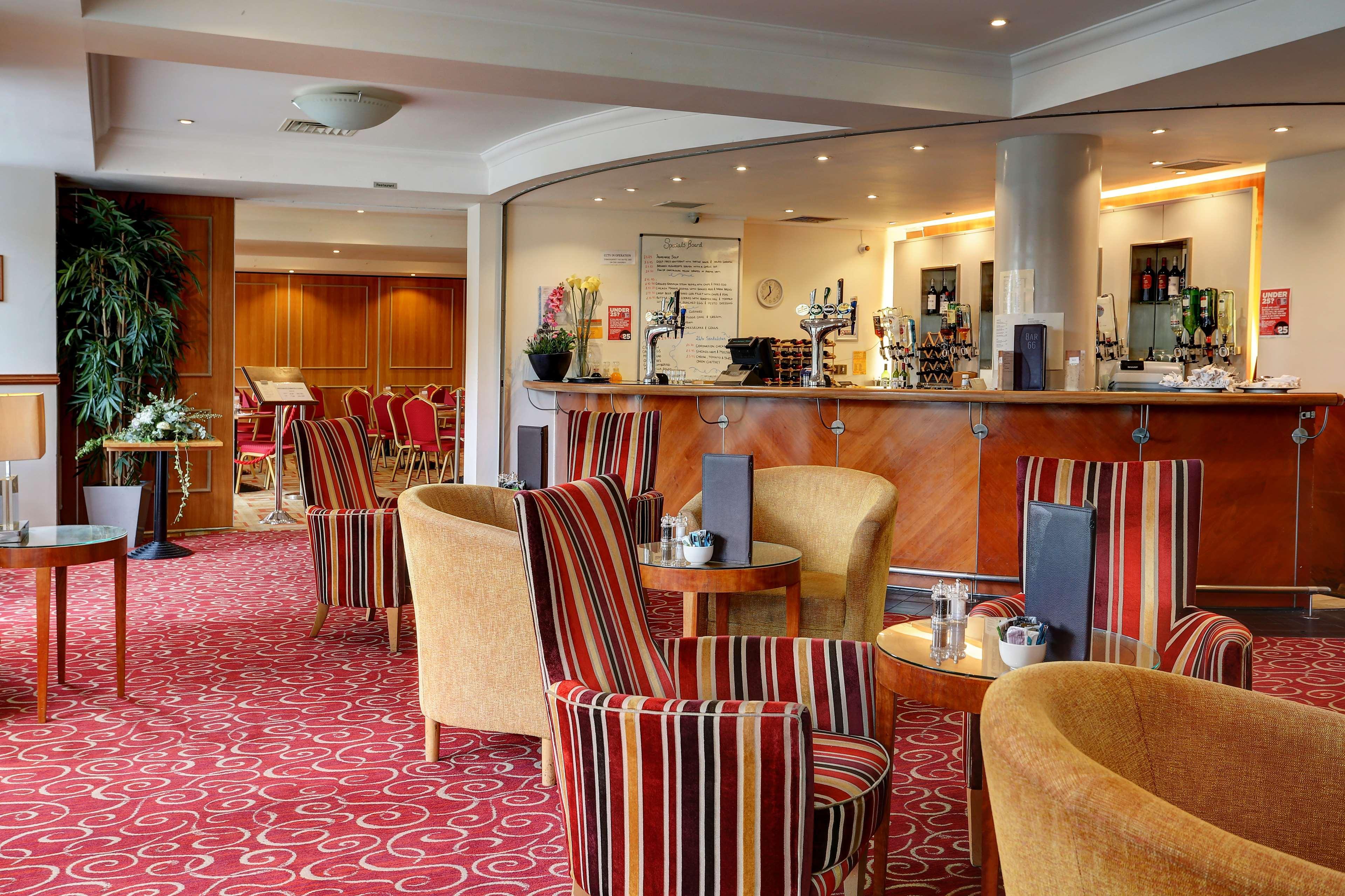 Best Western Homestead Court Hotel Welwyn Garden City Buitenkant foto