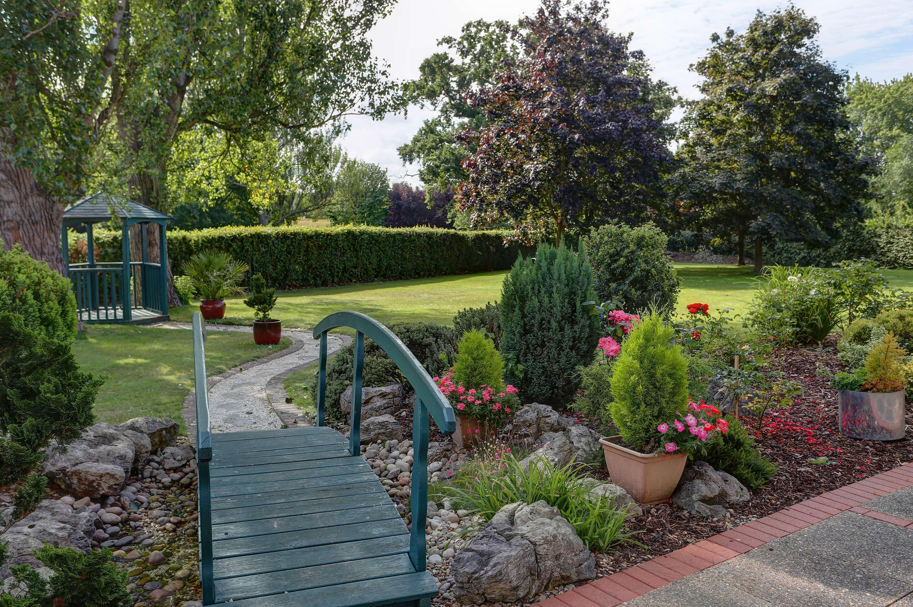 Best Western Homestead Court Hotel Welwyn Garden City Buitenkant foto