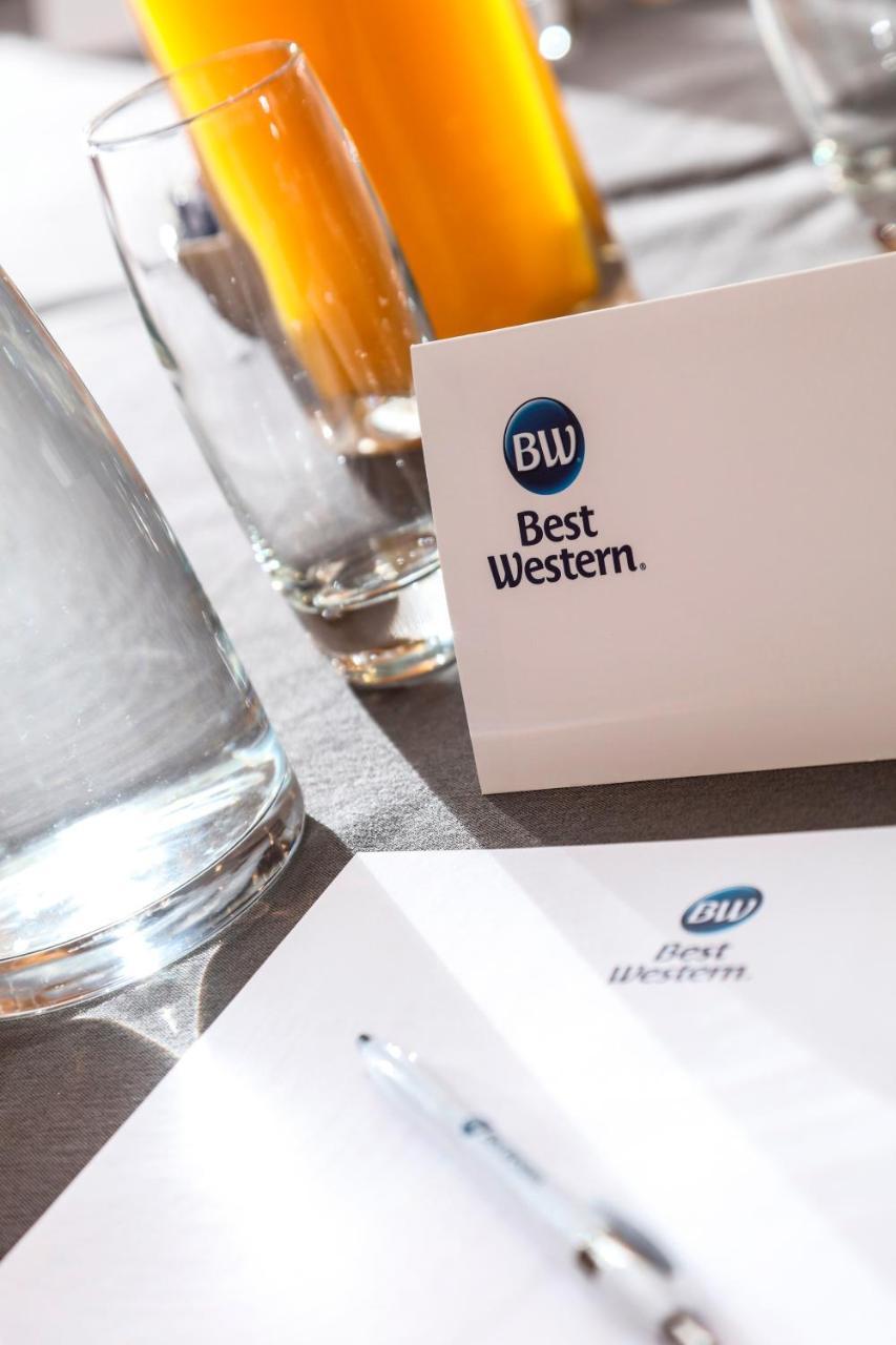 Best Western Homestead Court Hotel Welwyn Garden City Buitenkant foto